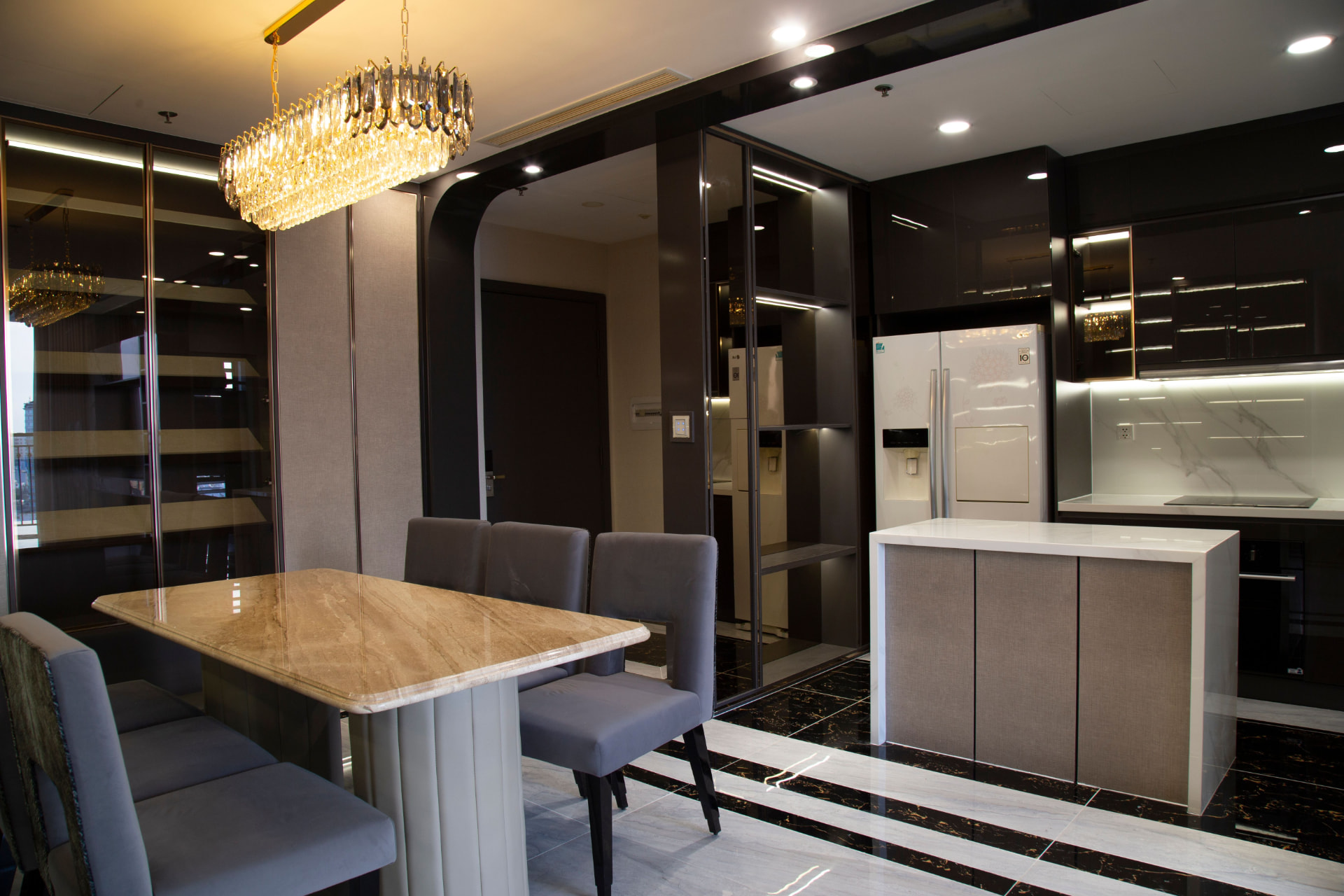 Comedor de apartamento moderno